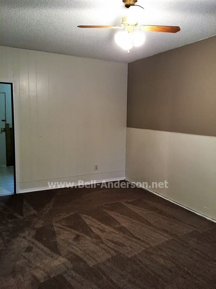 18714 SE Auburn-Black Diamond Rd - Photo 3 of 12