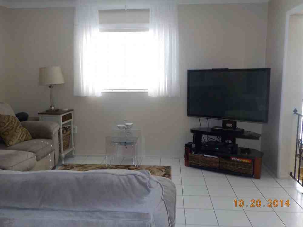 200 Park Blvd N - Photo 2 of 13