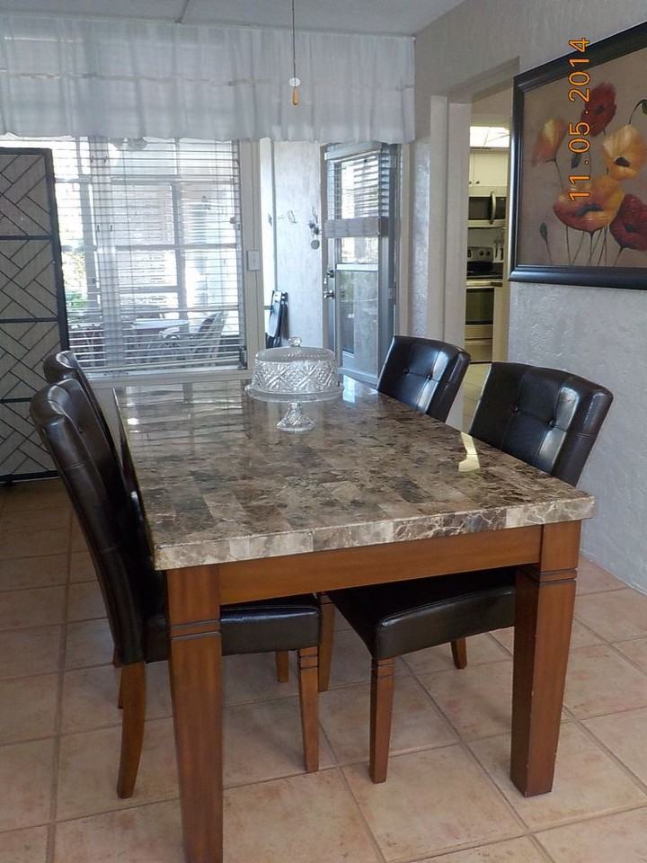 200 Park Blvd N - Photo 3 of 13