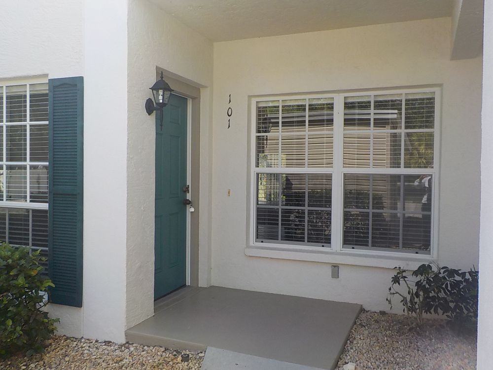 414 Laurel Lake Dr - Photo 2 of 31
