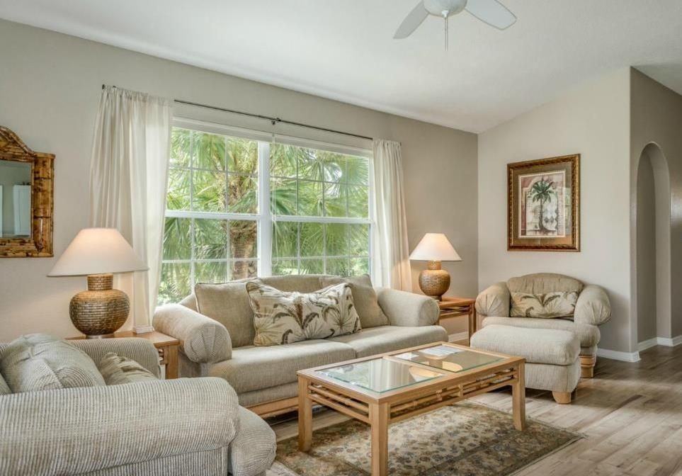 504 Casa Del Lago Way - Photo 2 of 23