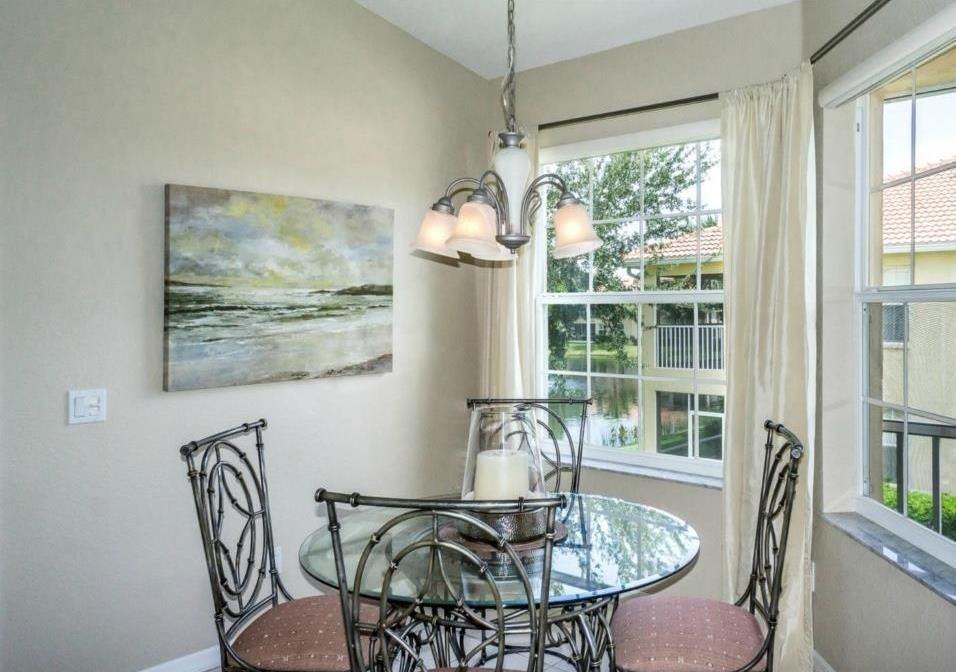504 Casa Del Lago Way - Photo 3 of 23