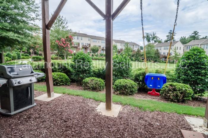 8730 Macedonia Lake Dr - Photo 3 of 22