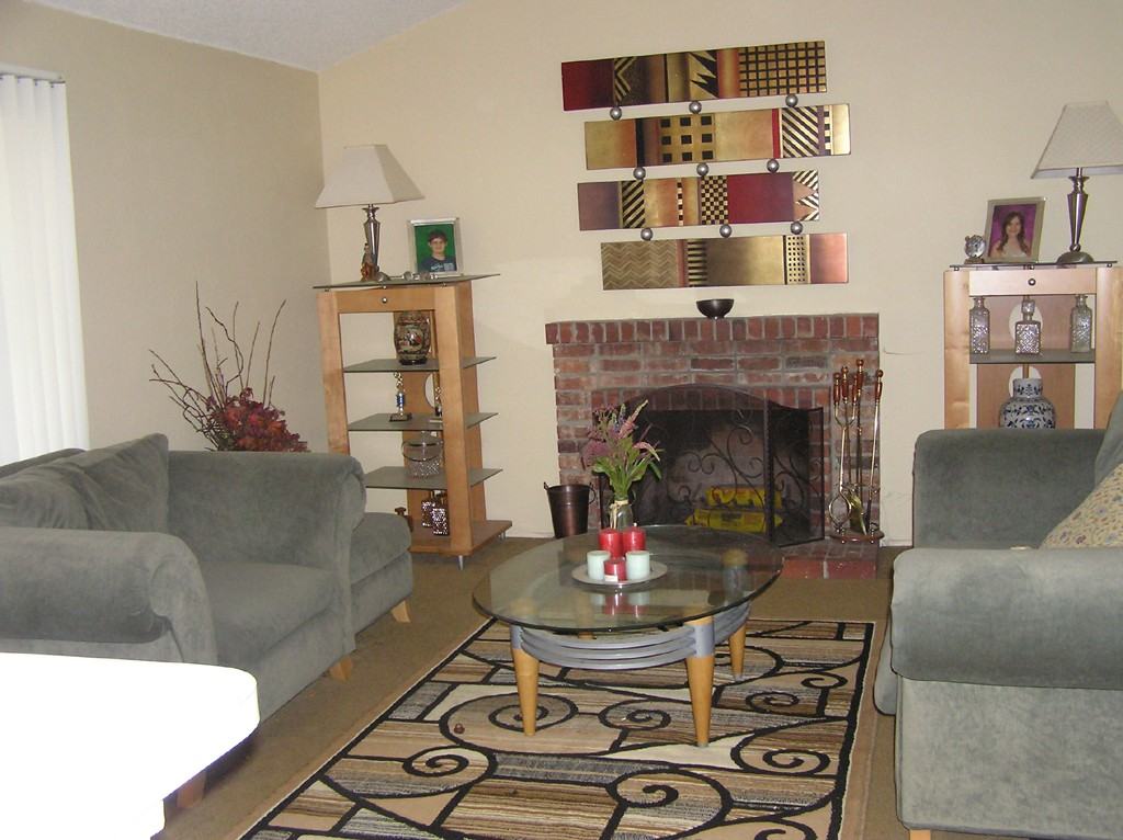 3347 Zorina Way - Photo 2 of 5