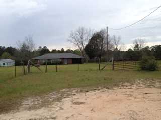 833 Old Airport Rd - Photo 2 of 19