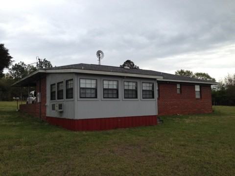 833 Old Airport Rd - Photo 3 of 19