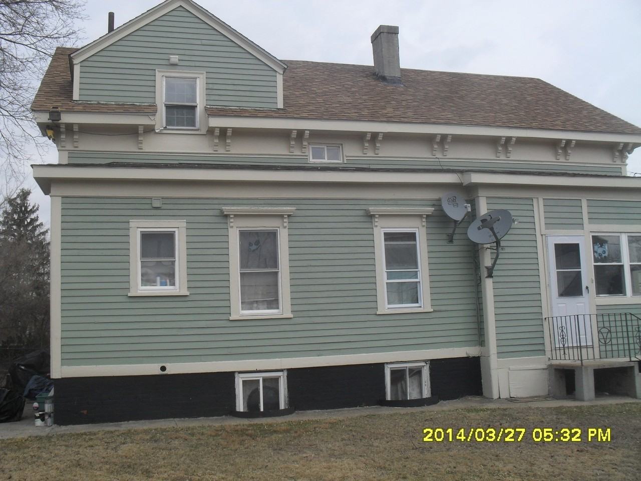 114 Harold St - Photo 2 of 7