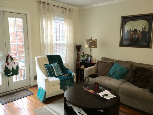 1404 Carrollsburg Place Southwest - Photo 2 of 14