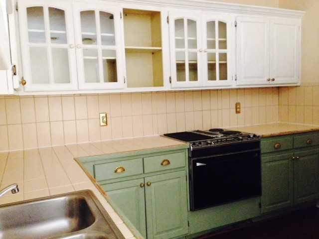 1636 King St - Photo 2 of 9