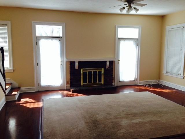 1636 King St - Photo 3 of 9