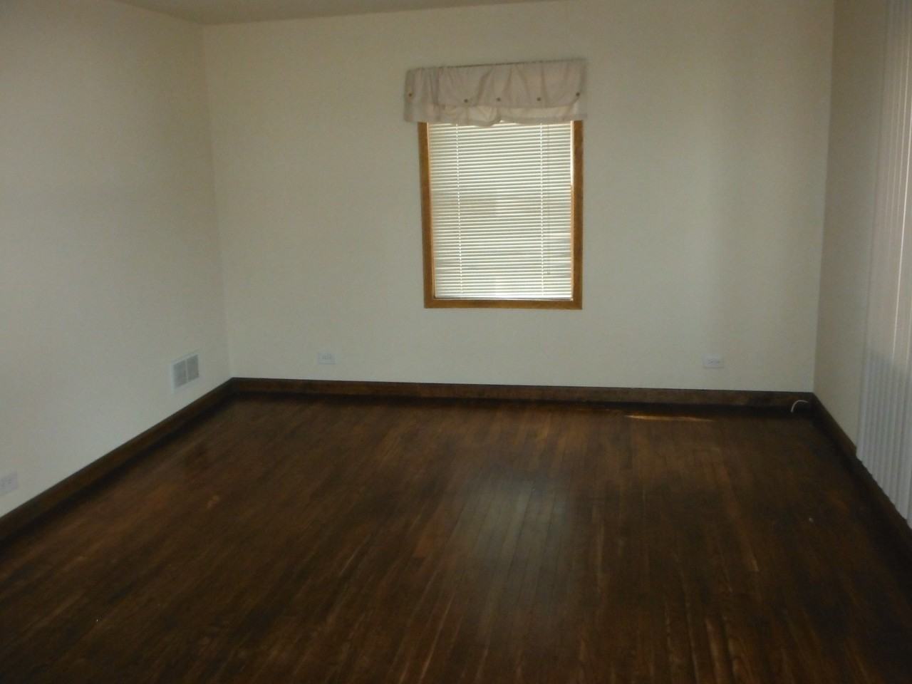 501 S Joliet St - Photo 2 of 14