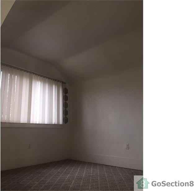 4743 Middlesex St - Photo 3 of 10