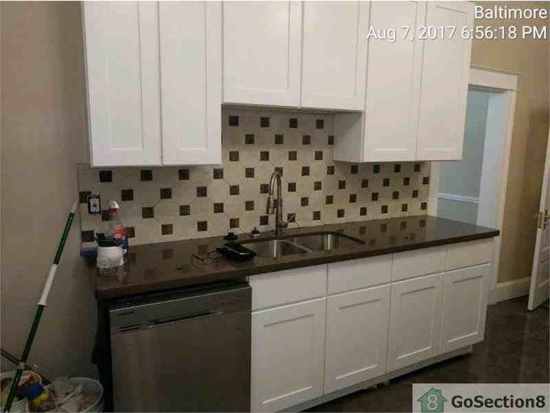 3700 Greenmount Ave - Photo 3 of 20