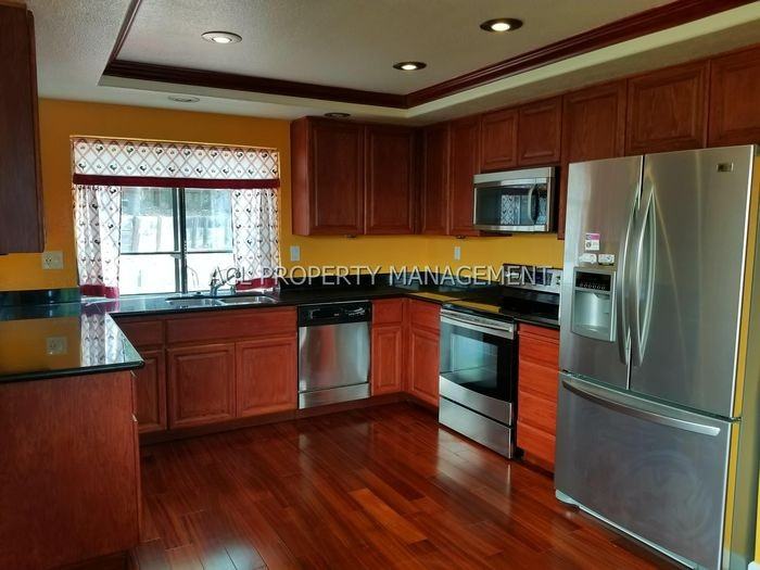 27183 Fielding Dr - Photo 3 of 15