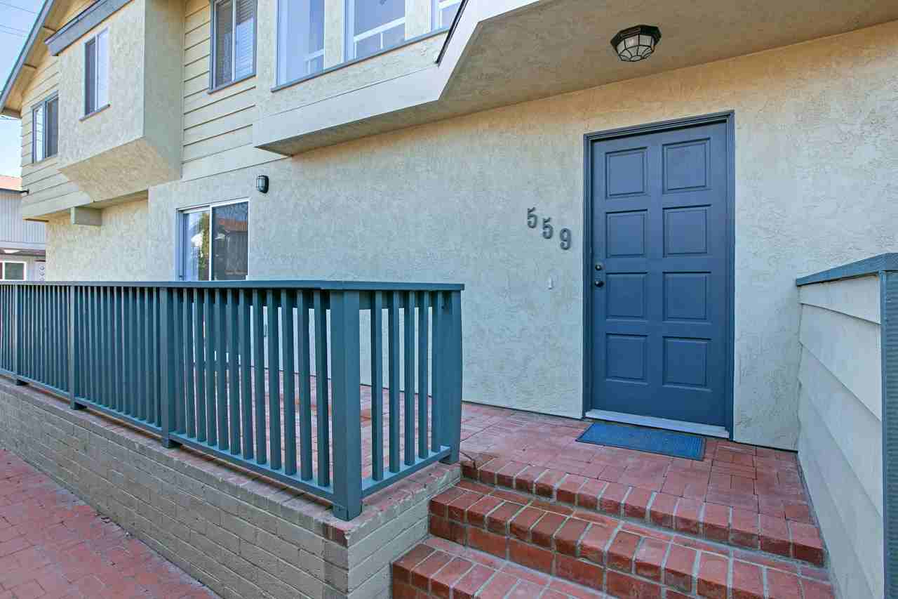 559 4th St - Photo 2 of 27