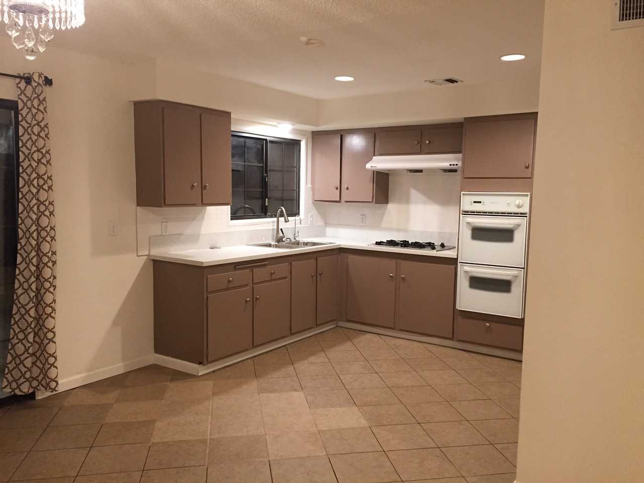 331 Hallrich St - Photo 3 of 11