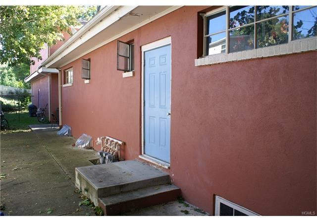 6 Vila Rd - Photo 2 of 11
