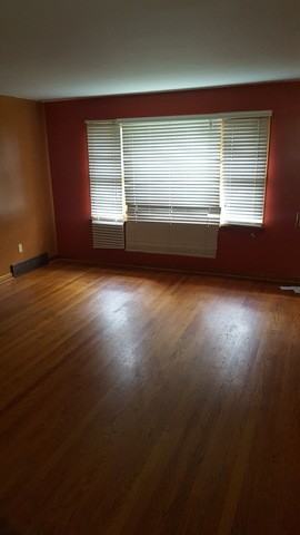 532 Webb St - Photo 2 of 7