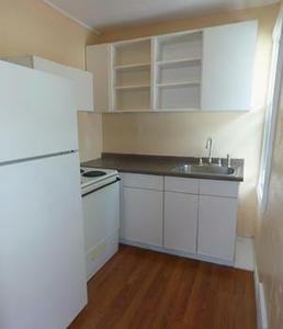 673 Larimer Ave - Photo 3 of 8