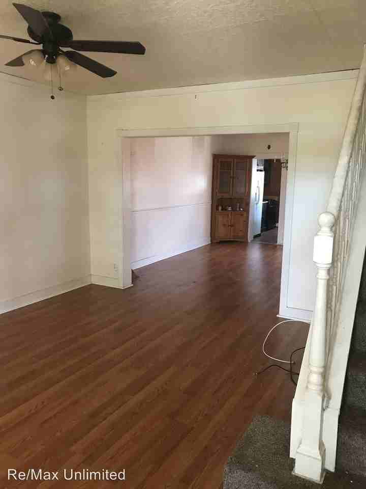 133 2nd Ave - Photo 2 of 29