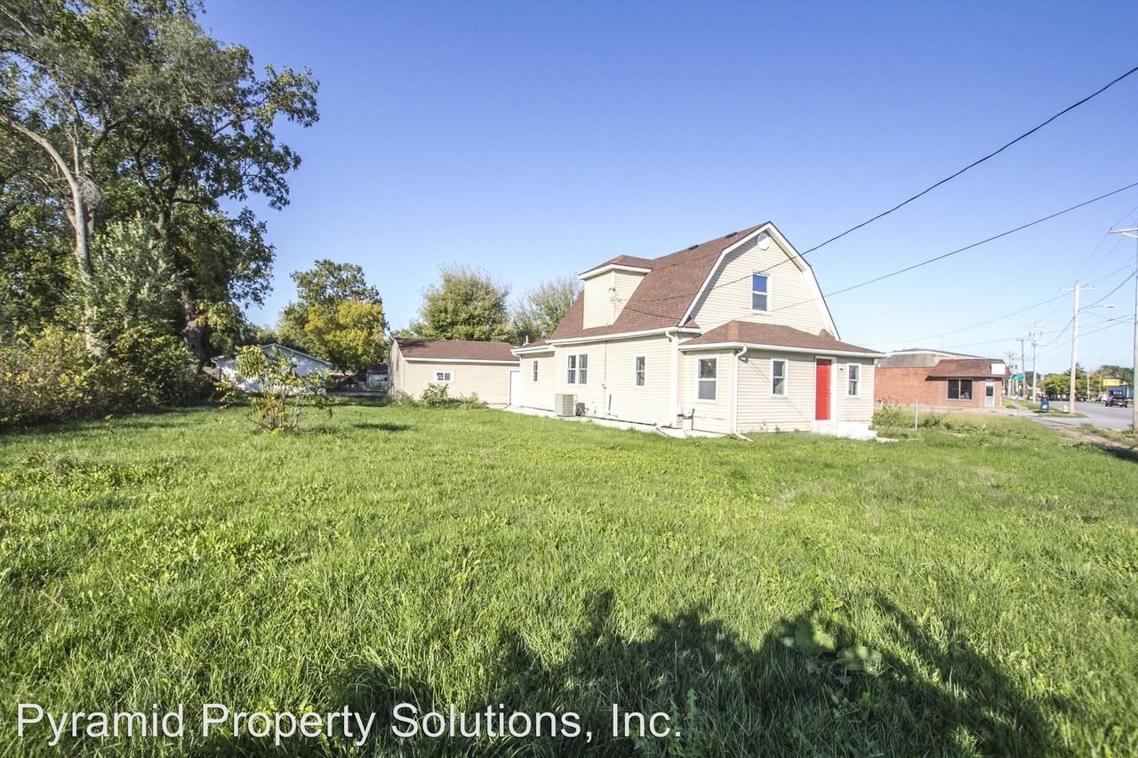 2340 Easton Blvd - Photo 2 of 22