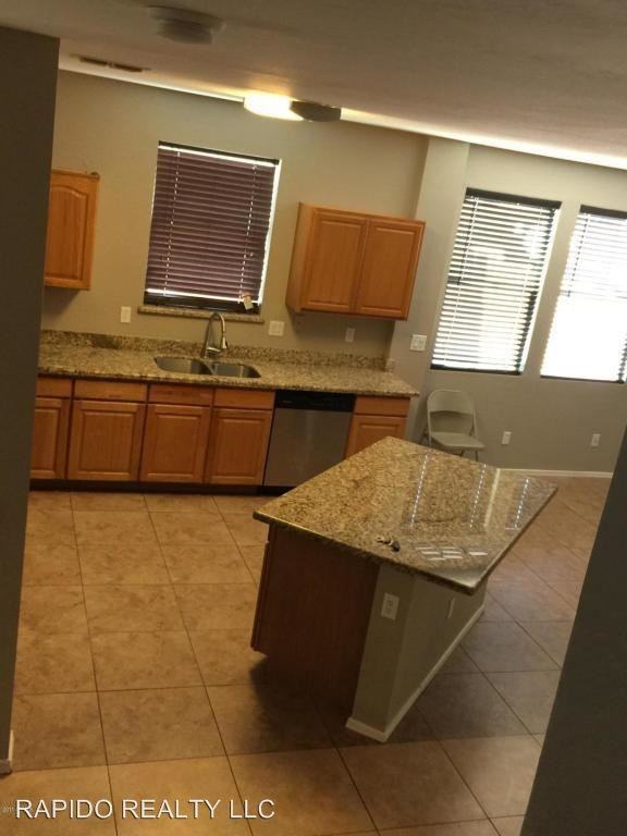 3132 W St Anne Ave - Photo 3 of 10