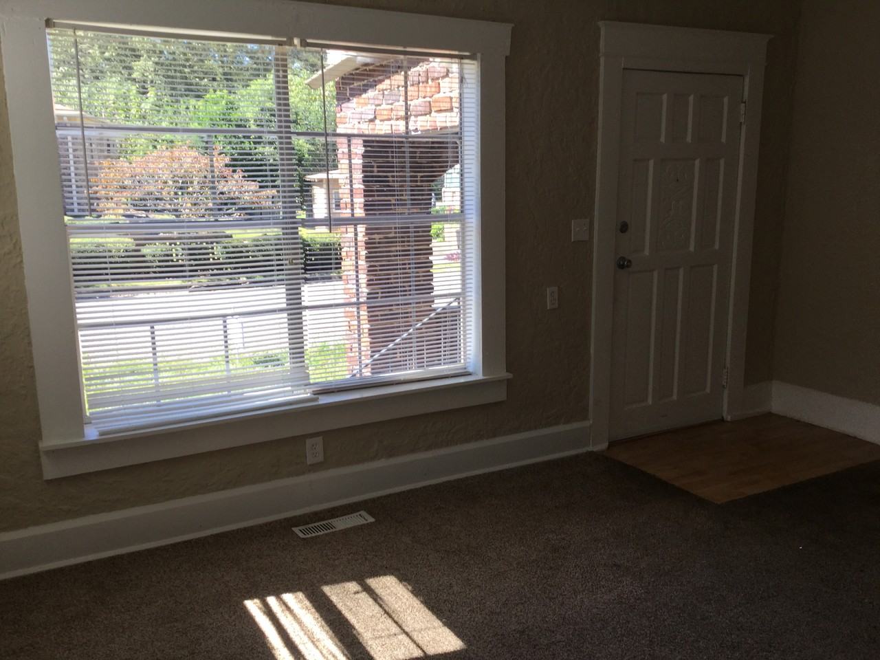 6817 Exeter Ave - Photo 3 of 14