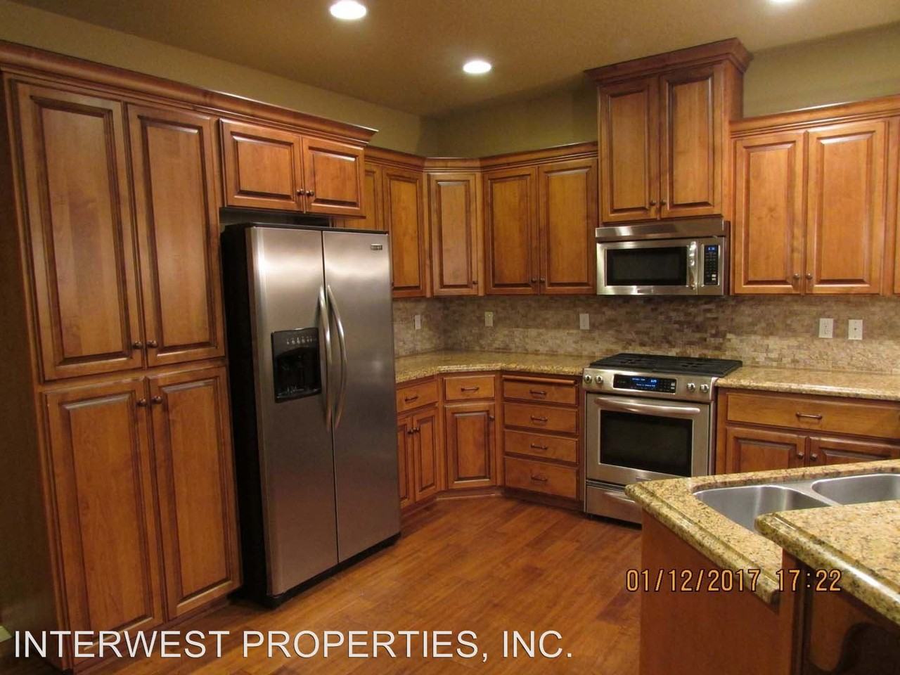 10302 NE 4th St - Photo 2 of 15