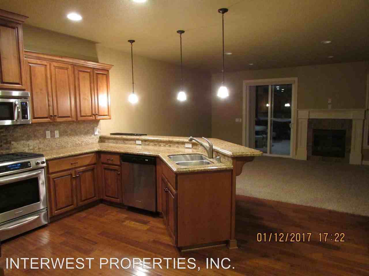 10302 NE 4th St - Photo 3 of 15