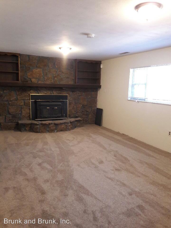 235 Raven Hills Rd - Photo 3 of 21