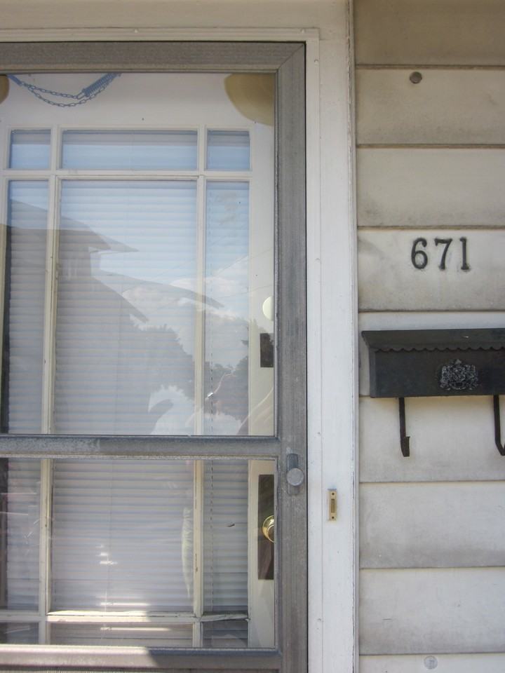 671 Washington St - Photo 2 of 22