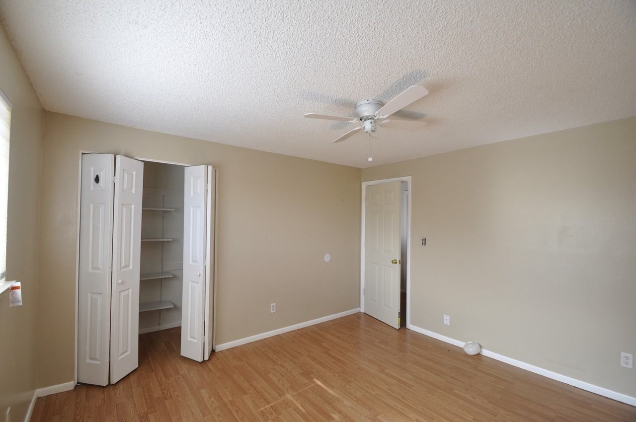 7061 Utica St #1 - Photo 3 of 24