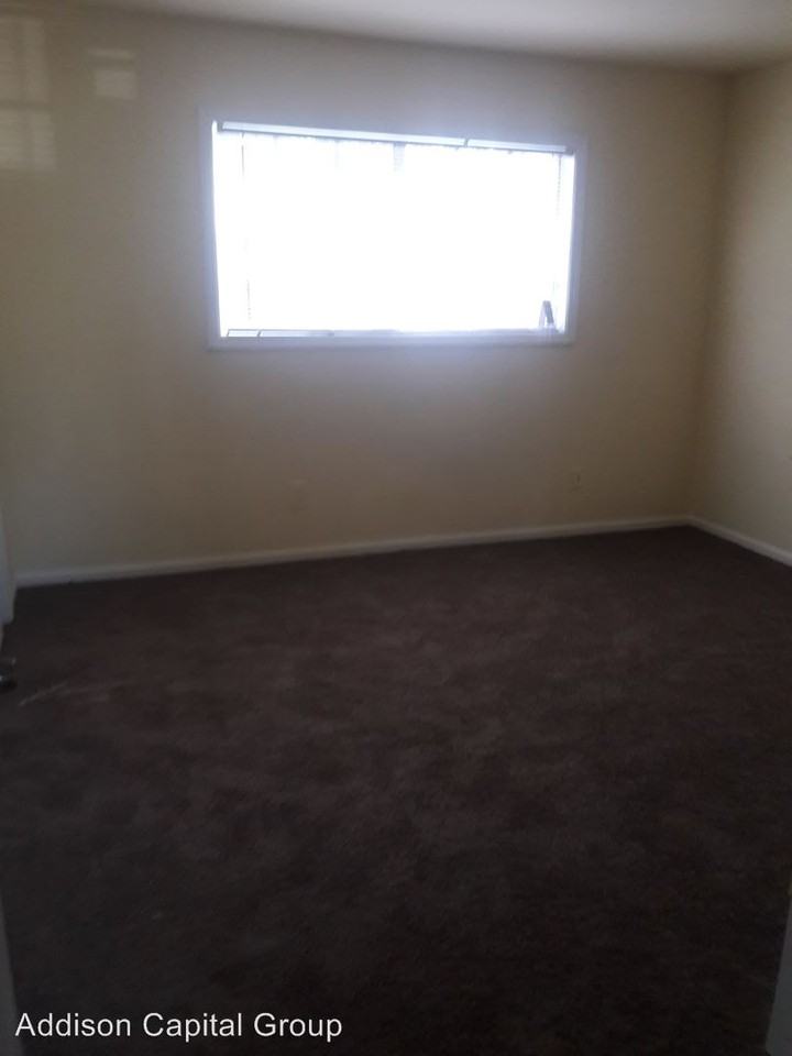 3151 Harris Dr - Photo 2 of 6