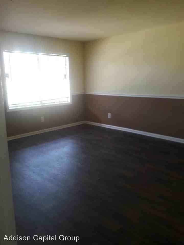 3151 Harris Dr - Photo 3 of 6