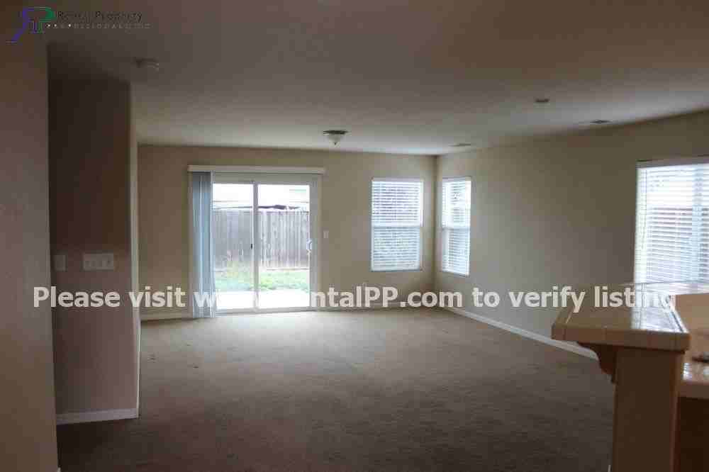 1661 Brookglen Dr - Photo 2 of 13