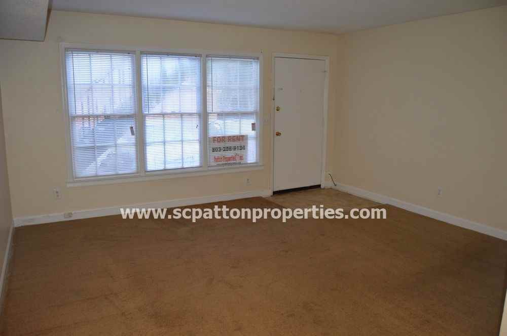 1432 Columbia Ave - Photo 3 of 10