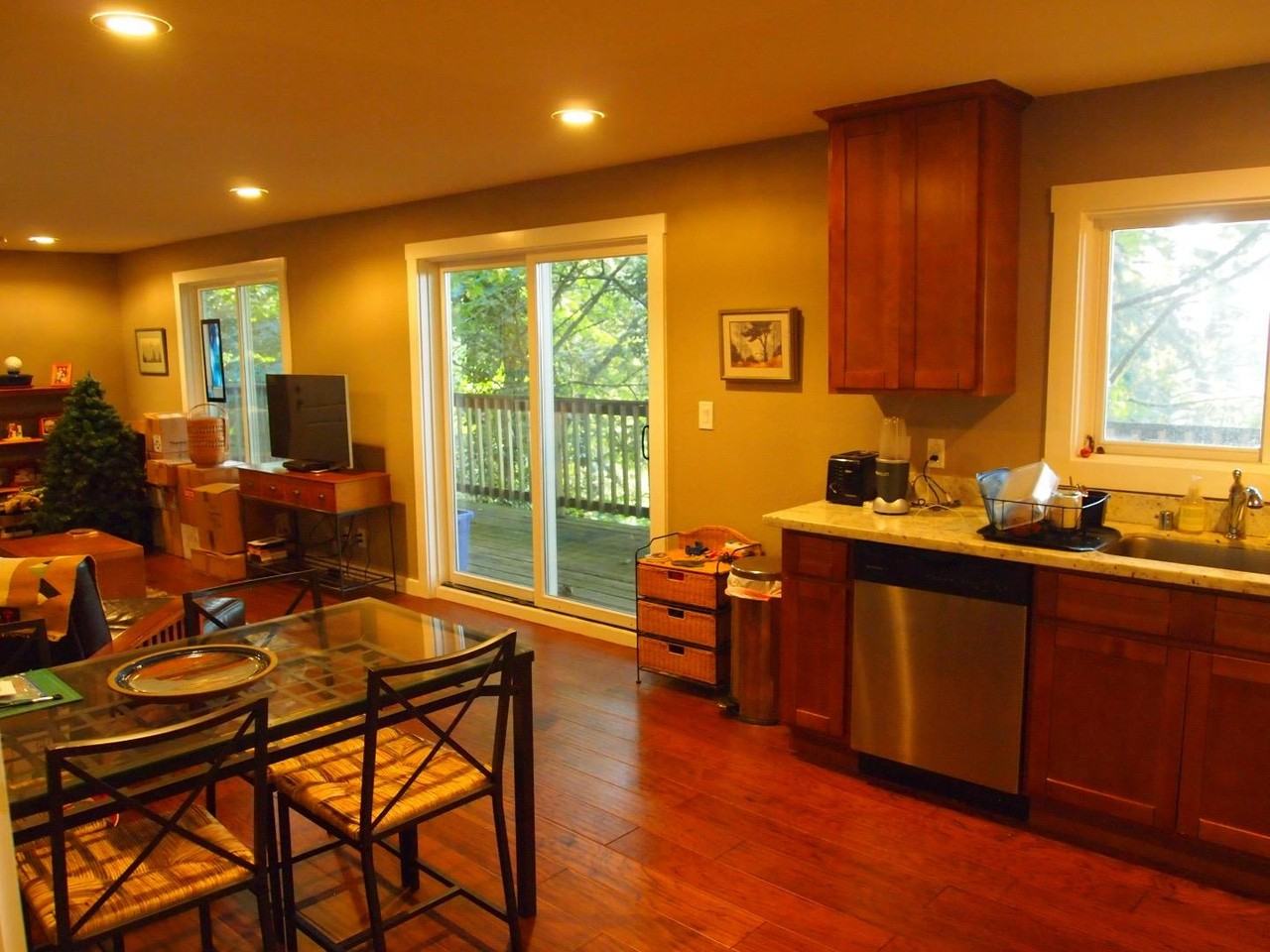 14750 Skyline Blvd - Photo 2 of 16