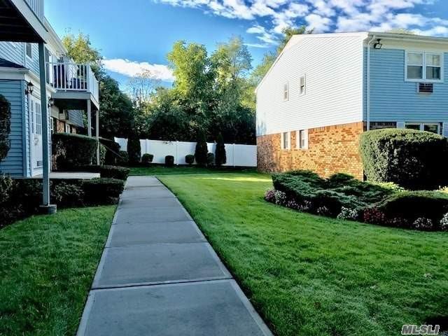 54 Waverly Ave - Photo 2 of 13