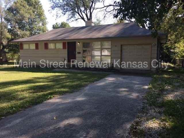 7611 E 107th St - Photo 2 of 13