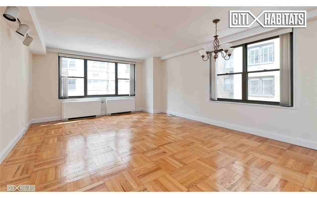 Madison Ave & E 38th St #12E