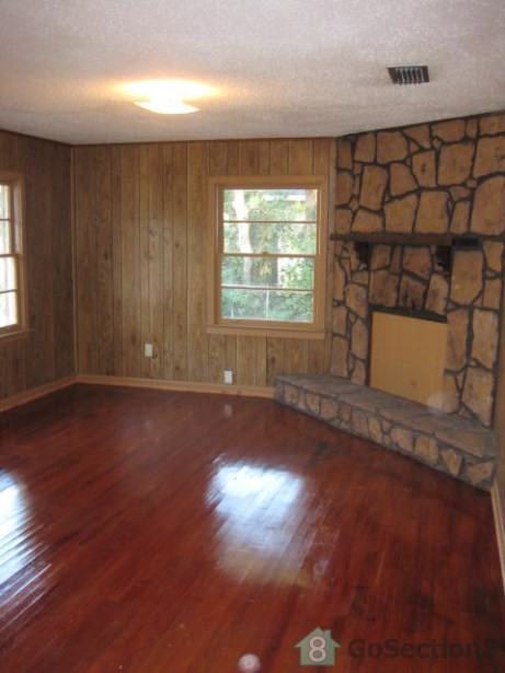 2307 David Dr - Photo 2 of 9