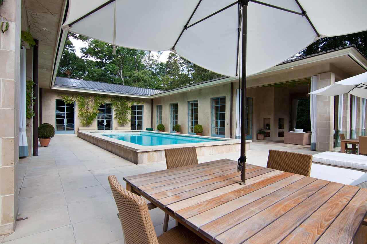 2952 Howell Mill Rd NW - Photo 2 of 40