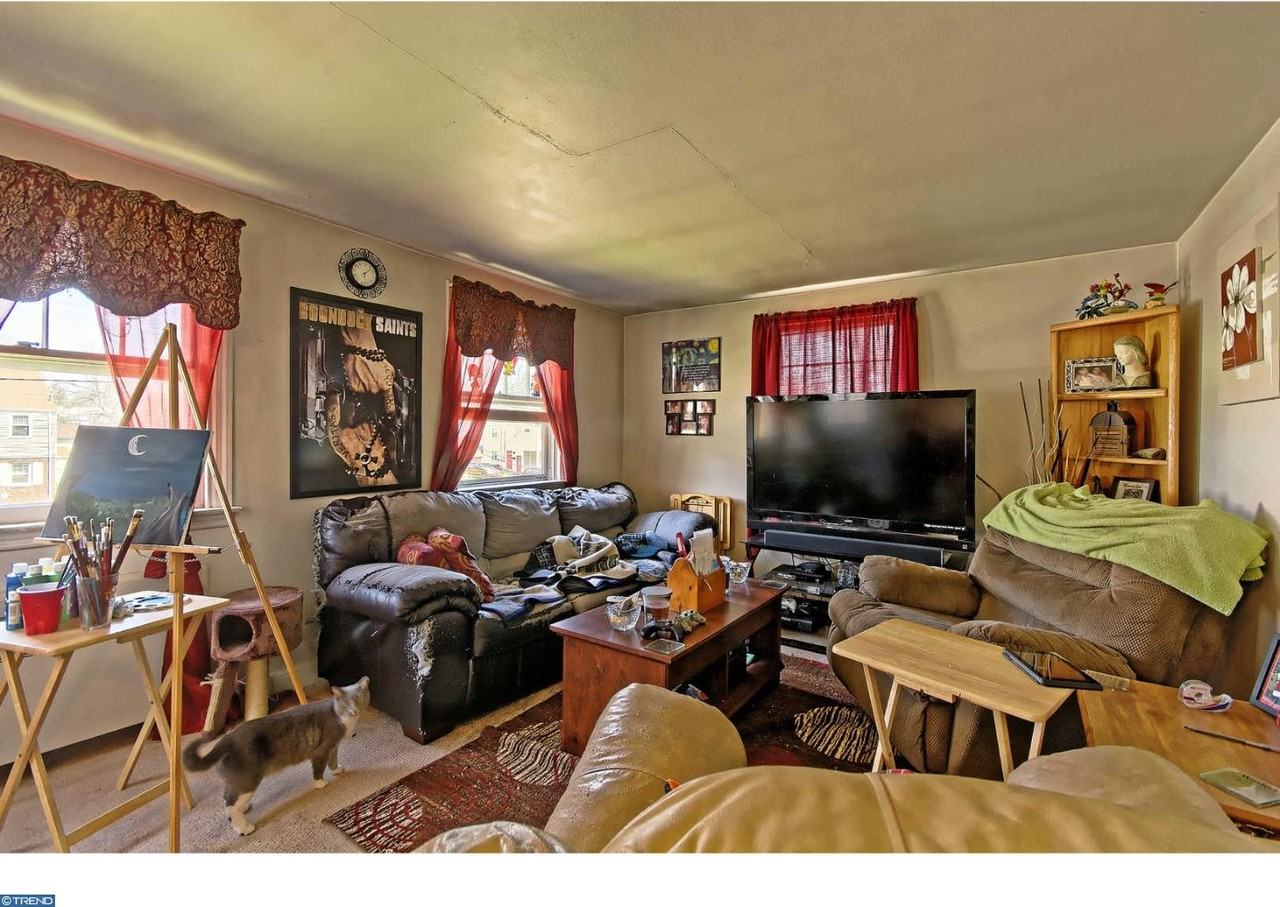 28 Lee St - Photo 3 of 13