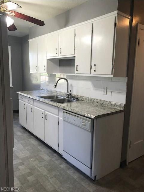 8619 Euclid Chardon Rd - Photo 2 of 12