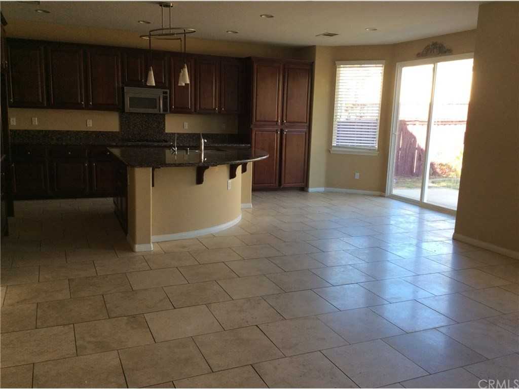 36368 Dunes Dr - Photo 2 of 11