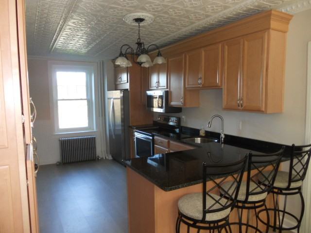 5519 East Ln - Photo 2 of 12