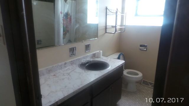 327 Marquette Ave - Photo 3 of 7