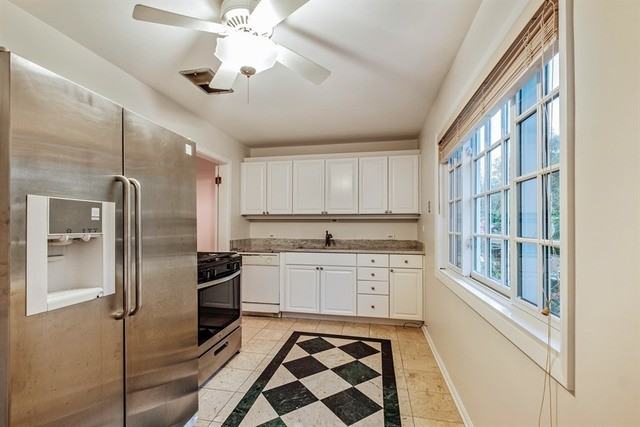 86 Warwick - Photo 3 of 10