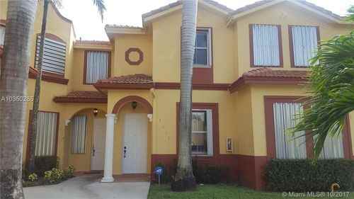 5590 NW 107th Ave #1111