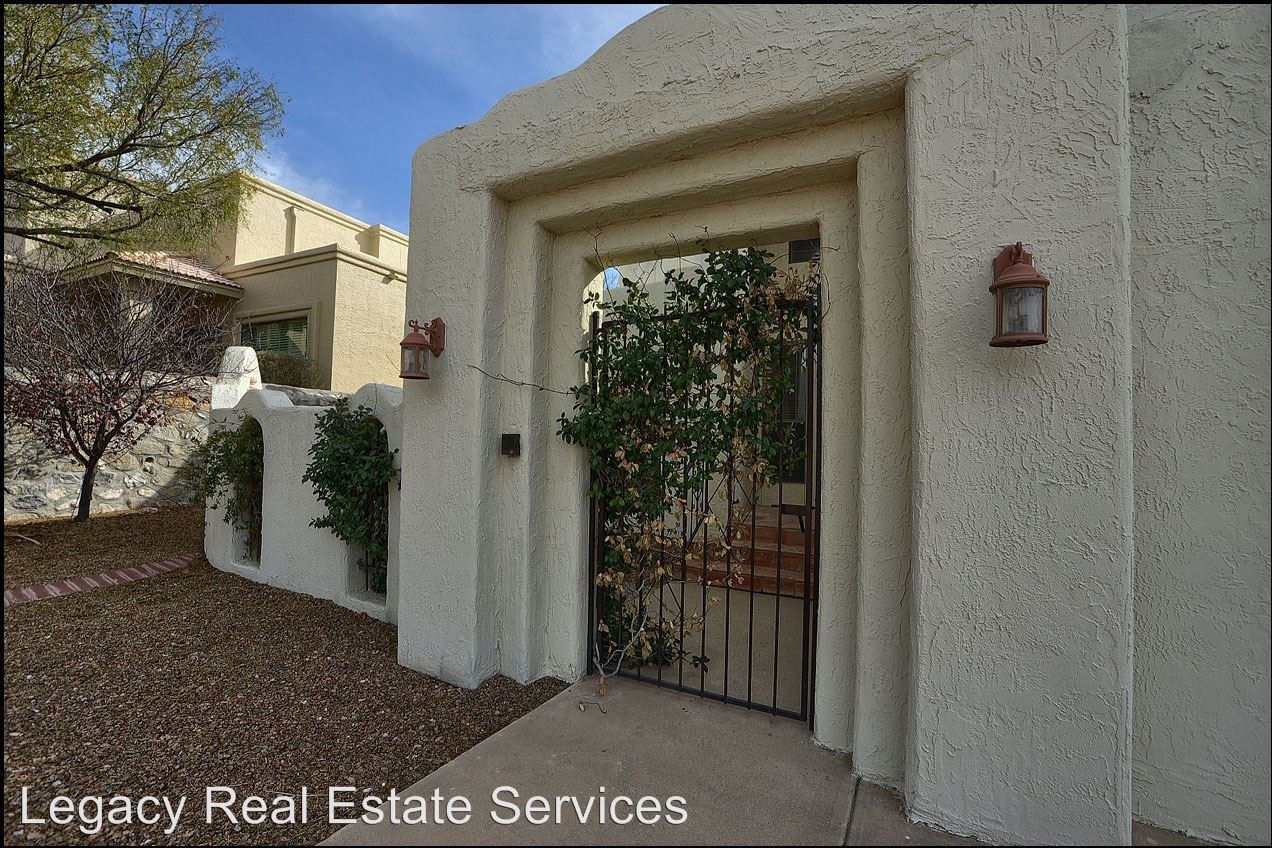 656 Moondale Dr - Photo 3 of 36